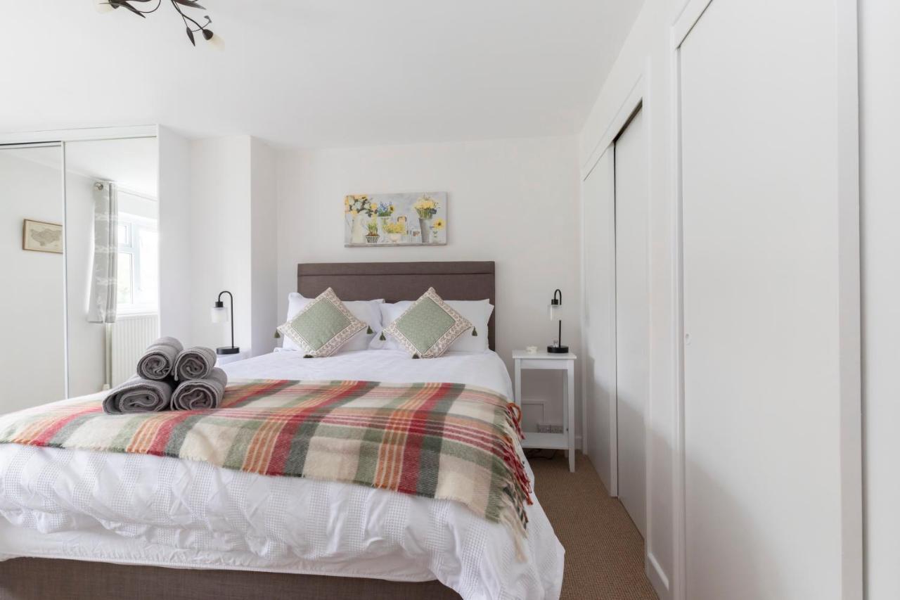 Luxury Cheltenham Home With Ev Charger - Lechampton Hills Exterior foto