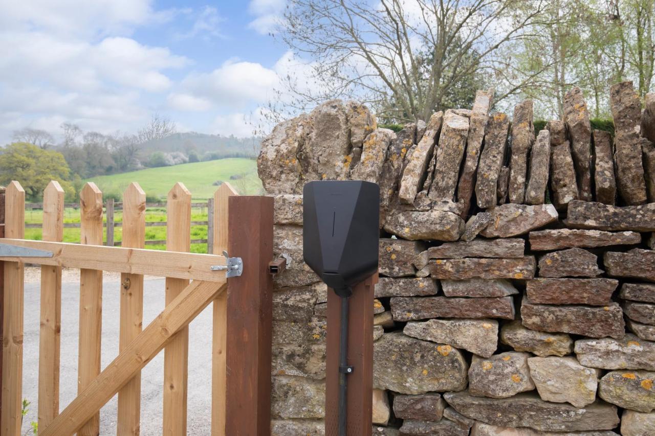 Luxury Cheltenham Home With Ev Charger - Lechampton Hills Exterior foto